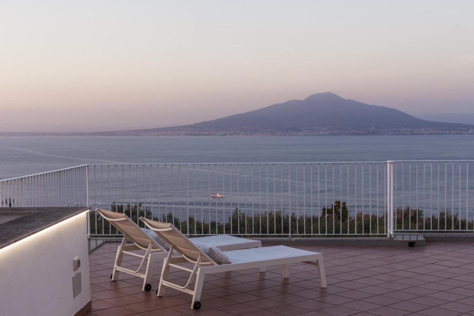 La Terrazza Sul Golfo Villa Sorrento Eksteriør bilde